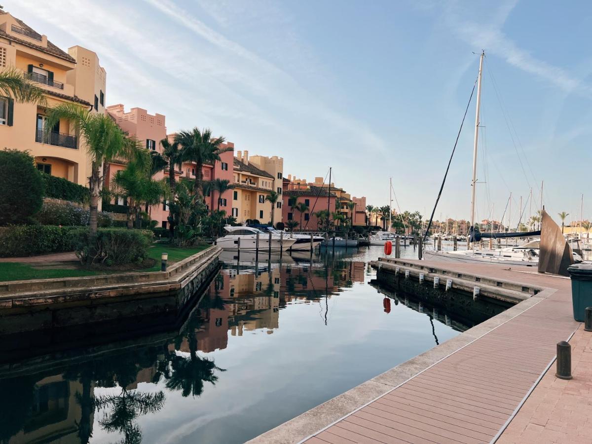 Sotogrande Alboaire- Waterfront Luxury 4 Bedroom Apt In The Marina Of Sotogrande Luaran gambar